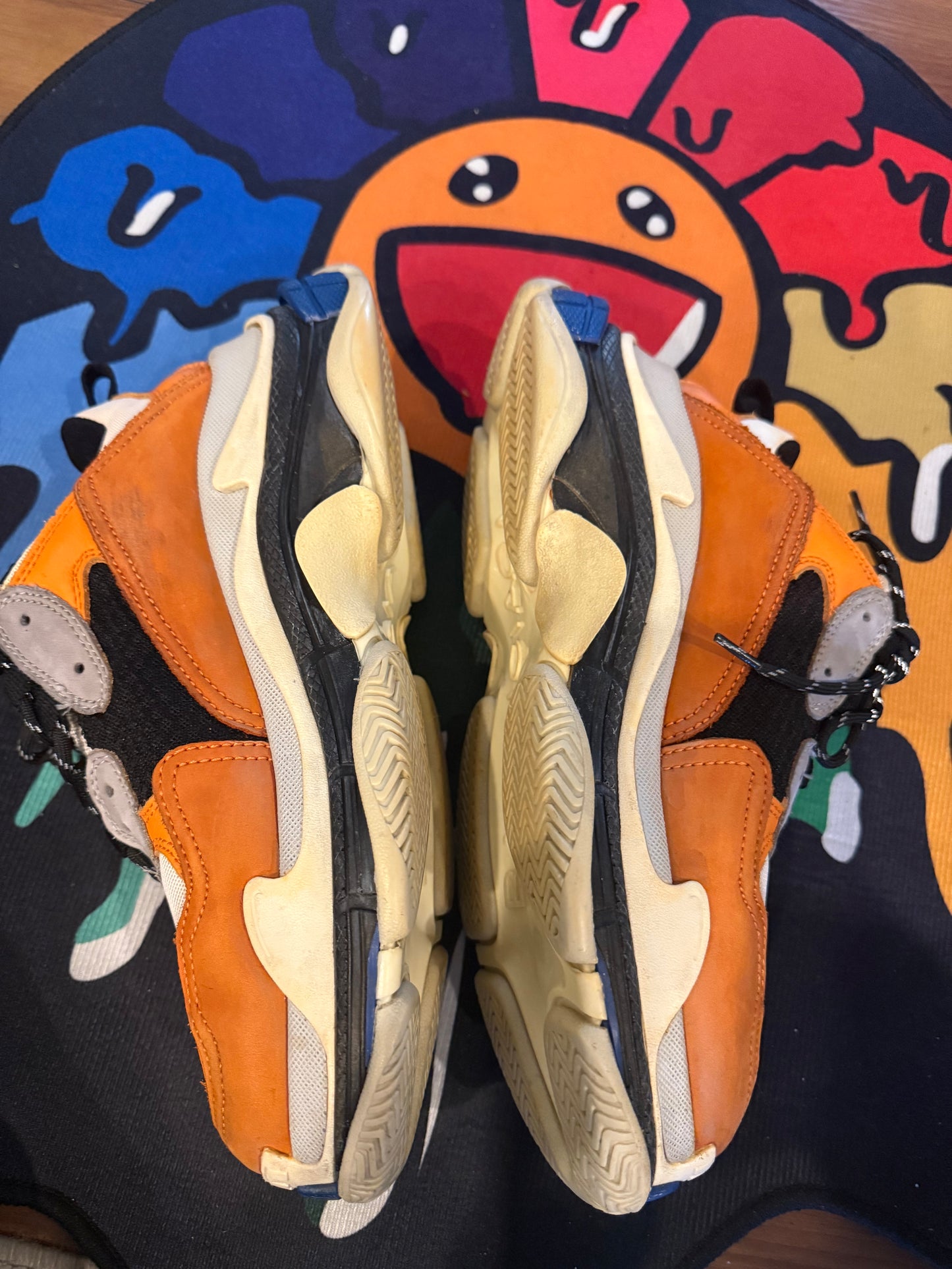 Size 42/9 Balenciaga Triple S